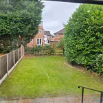 Rent 10 bedroom house in Leeds