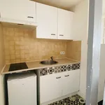 Appartement de 21 m² avec 1 chambre(s) en location à ST BRIEUC