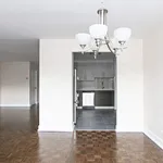 Rent 5 bedroom apartment of 103 m² in Montreal