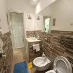 Rent 2 bedroom apartment of 40 m² in Roma