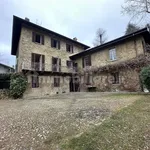 Affitto 5 camera casa di 430 m² in Colle Brianza