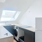 Appartement de 29 m² avec 2 chambre(s) en location à Reims