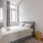 Rent 1 bedroom apartment of 43 m² in milan