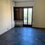 Rent 4 bedroom apartment of 120 m² in Genoa