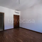 Affitto 5 camera appartamento di 182 m² in Vicenza