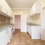 Rent 5 bedroom apartment of 11 m² in Lisbon