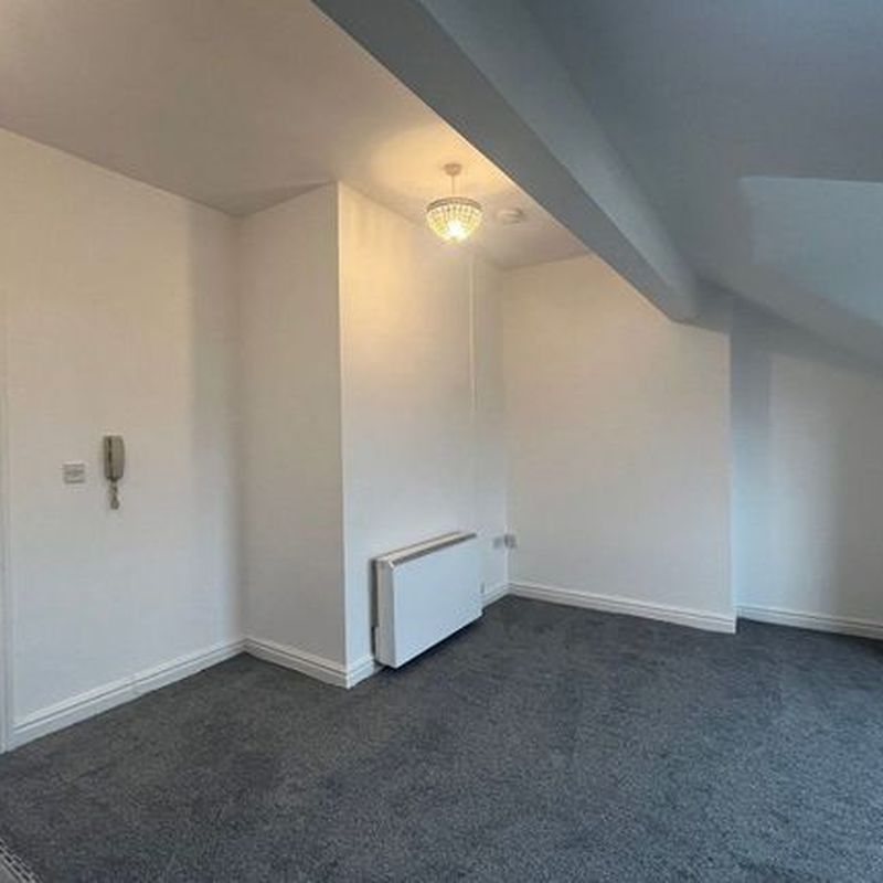 Flat to rent in Anchorsholme Lane West, Thornton-Cleveleys FY5 Norbreck