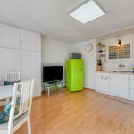 Rent 1 bedroom apartment of 32 m² in Stuttgart