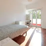 Rent a room in lisbon