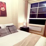 Rent 3 bedroom flat of 18 m² in London