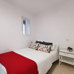 Rent a room in Madrid