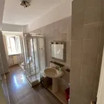 Rent 5 bedroom apartment of 140 m² in Crotone