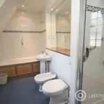 Rent 3 bedroom flat in Edinburgh