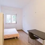 Rent 3 bedroom apartment in Lisbon