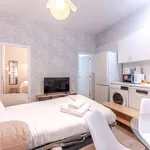 Alquilo 4 dormitorio apartamento de 35 m² en Madrid