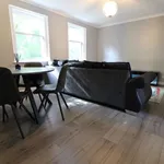 Rent 2 bedroom flat in Scotland