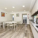 Rent a room of 1353 m² in Lisboa