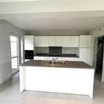 Maison de 270 m² avec 3 chambre(s) en location à Kuurne