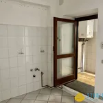 Affitto 4 camera casa di 70 m² in Biella