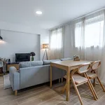 Rent 2 bedroom apartment of 65 m² in Porto