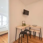 Rent 2 bedroom apartment in Lisbon