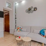 Rent 1 bedroom apartment of 334 m² in Madrid