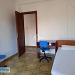 Rent 4 bedroom apartment of 89 m² in Palermo