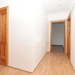 Pronajměte si 3 ložnic/e byt o rozloze 69 m² v Jihlava