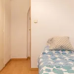 Rent a room of 100 m² in madrid