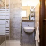 Rent a room in milan