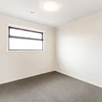 Rent 3 bedroom house in Cranbourne North