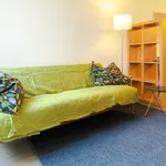 Miete 1 Schlafzimmer wohnung von 377 m² in Bonn