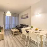 Rent 4 bedroom apartment of 75 m² in Barcelona