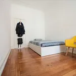 Rent a room in lisbon