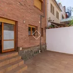 Alquilo 4 dormitorio casa de 242 m² en Barcelona