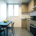 Rent a room of 142 m² in Barcelona