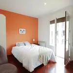 Rent 3 bedroom apartment of 10 m² in Barcelona