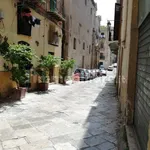 Rent 4 bedroom apartment of 105 m² in Palermo