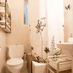 Rent 3 bedroom apartment in Barcelona