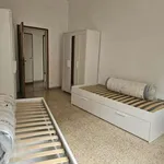 Rent 5 bedroom apartment of 130 m² in Bologna