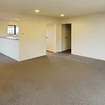 Rent 3 bedroom apartment in Papakura