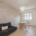 Rent 3 bedroom apartment of 76 m² in Milano