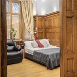 Rent 3 bedroom apartment in London