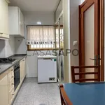 Rent 2 bedroom apartment of 95 m² in Castêlo da Maia