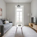 Rent 1 bedroom apartment of 607 m² in Lisbon