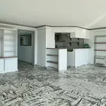 Appartement de 126 m² avec 4 chambre(s) en location à Cannes