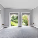 Rent 3 bedroom flat in South West England