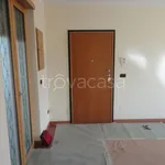 Rent 4 bedroom apartment of 100 m² in Bari