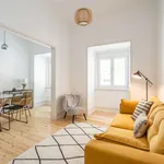 Rent 3 bedroom apartment in lisbon