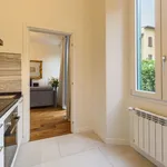 Rent 1 bedroom apartment of 65 m² in Florence